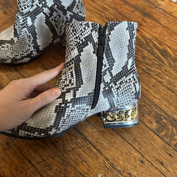 Bamboos Snake Skin Boots Size 8 - Picture 2 of 6